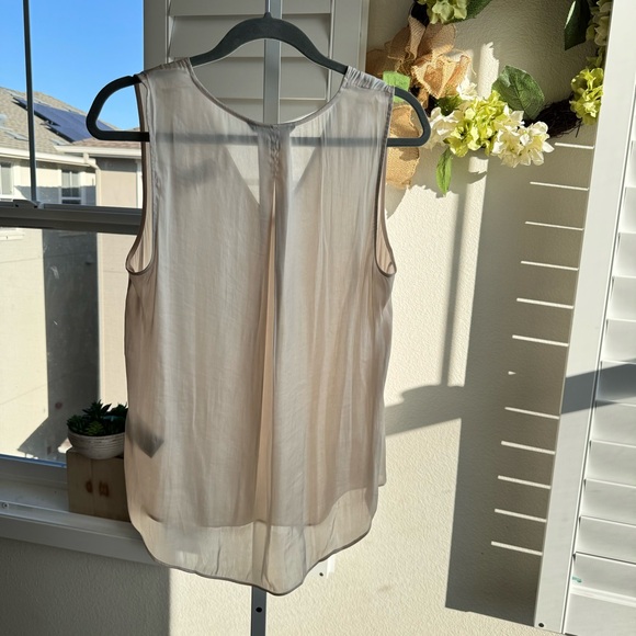 Banana republic size medium. - Picture 5 of 16